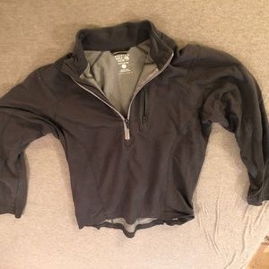 Mens small mountain hardware long sleeve shirt with thumb holes